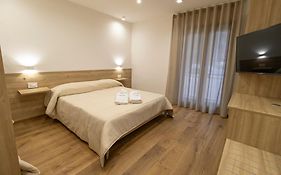 B&B Loricaly